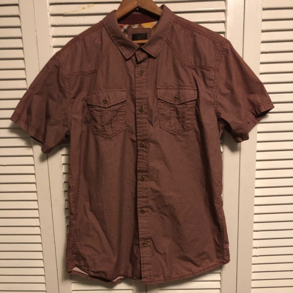 PrAna Red With White Checkerboard Pattern Short Sleeve. XL.